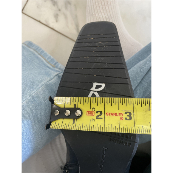 Stuart Weitzman, Women’s Size 9 Narrow, Black Leather Heeled Ankle Boots Zip Up - Picture 10 of 11